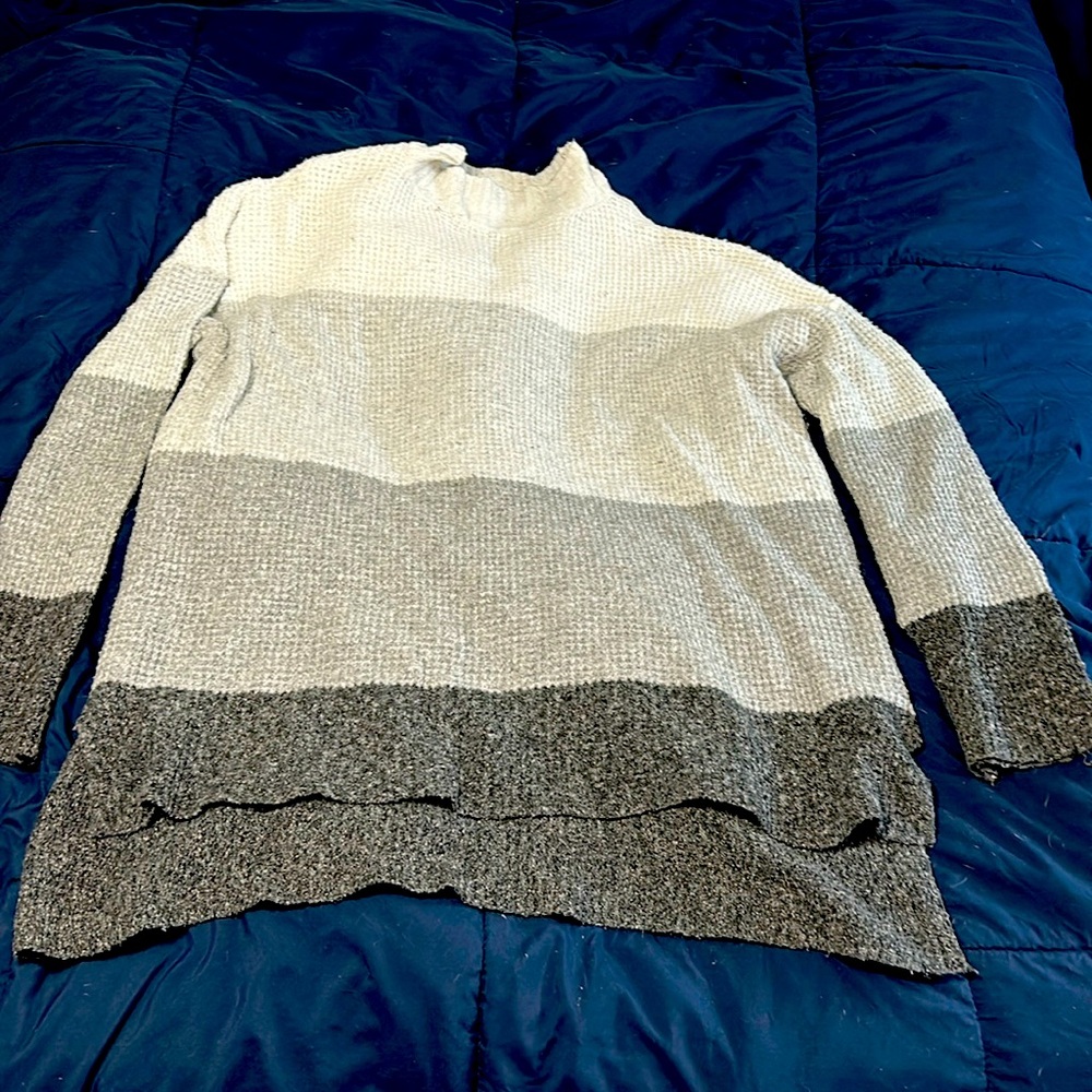 SO Sweater